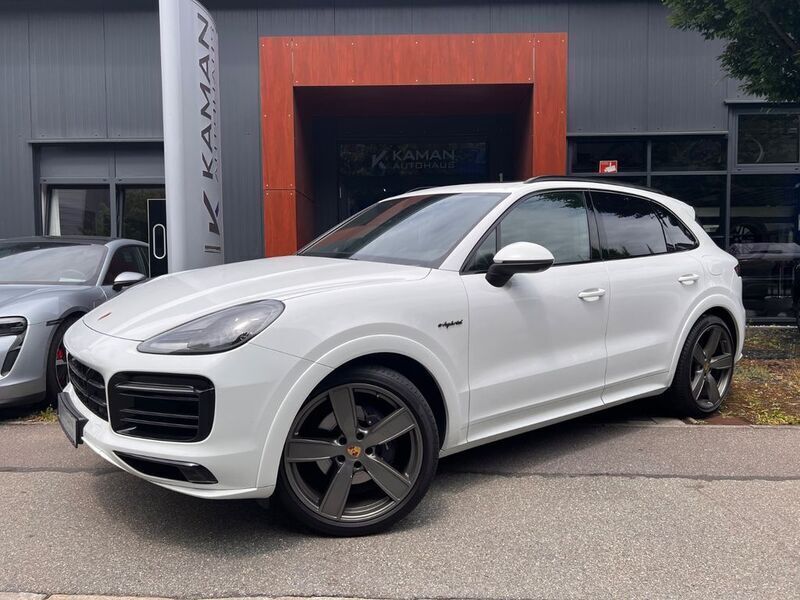 Weiß Gebraucht 2022 Porsche Cayenne Platinum Edition SUV | 86.500 € (Guter Preis) - Bild 1/4