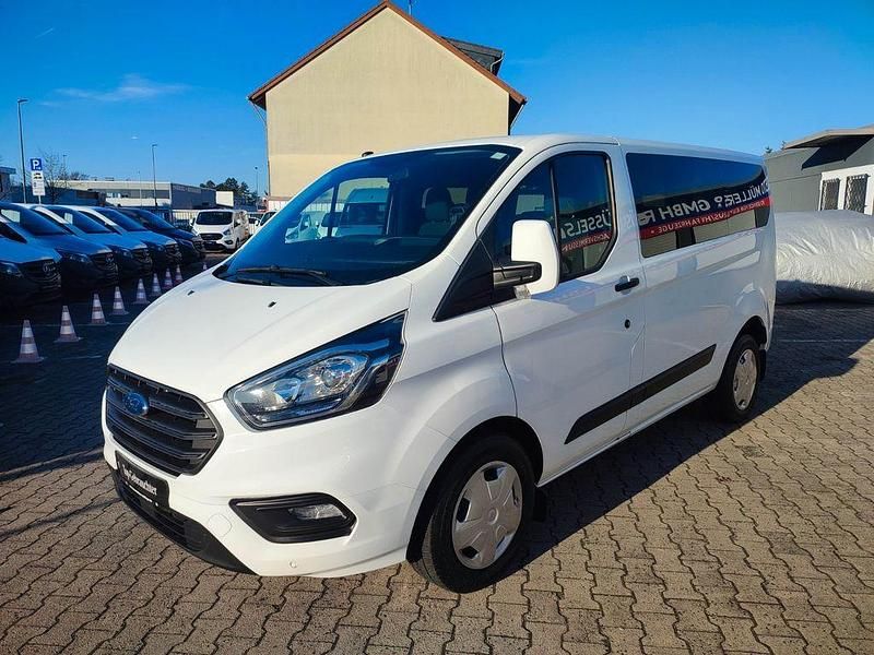 Weiß Gebraucht 2018 Ford Transit Trend Limousine | 19.500 € (Teuer) - Bild 1/4