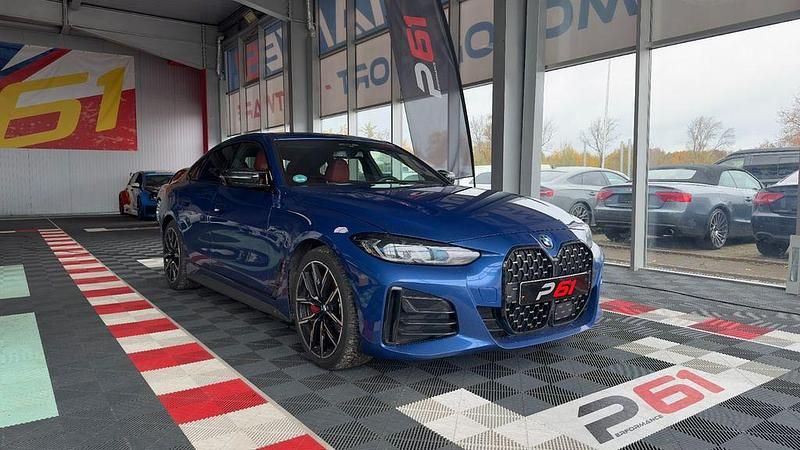 Blau Gebraucht 2024 BMW M440 Performance Limousine | 54.799 € (Fairer Preis) - Bild 1/4