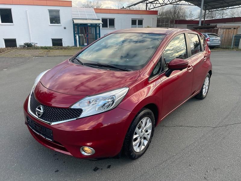 Gebraucht Nissan Note 2015 Rot Kleinwagen