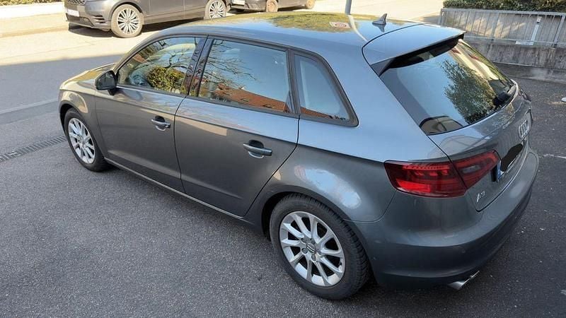Second-hand Audi A3 Ambition 150 CP (110 kW) 2014 Gri Berlinǎ