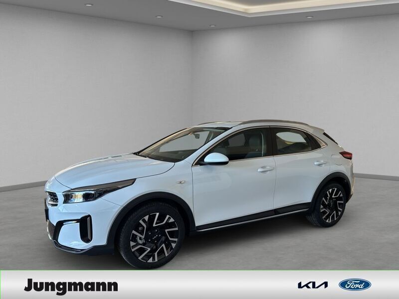(wd) casa white s Gebraucht 2025 Kia XCeed Vision SUV | 23.490 € (Guter Preis) - Bild 1/4