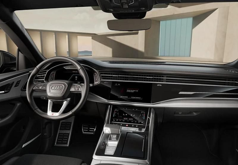 Neu Audi Q8 Design 286 PS (210 kW) 2025 Mythosschwarz metallic SUV