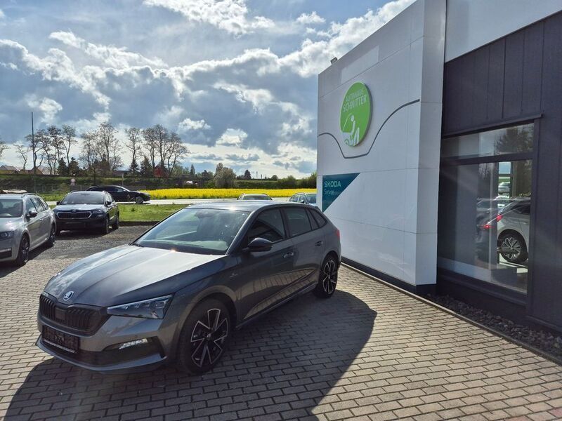 Grau Gebraucht 2023 Skoda Scala Monte Carlo Kleinwagen | 25.900 € (Teuer) - Bild 1/4