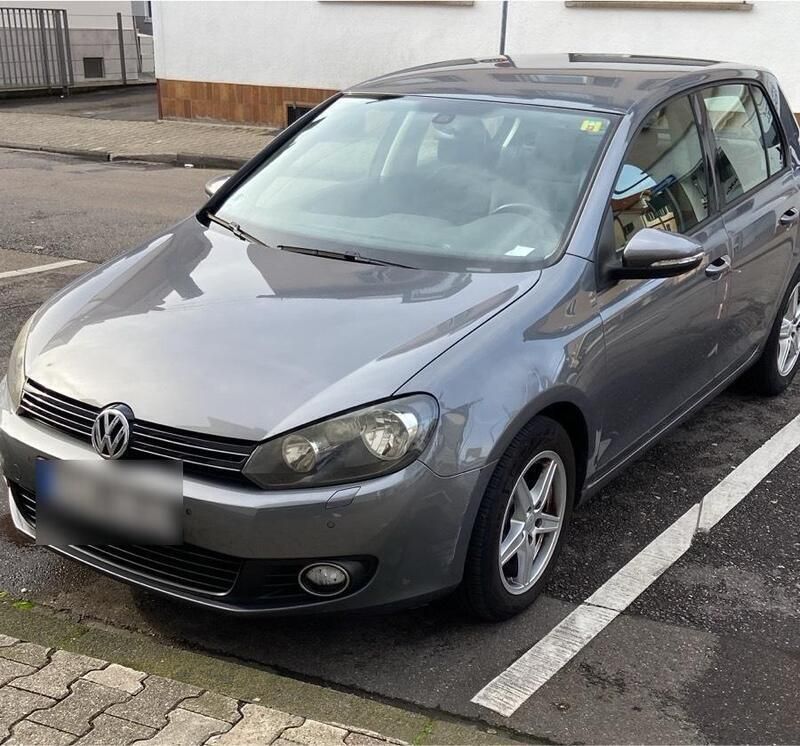 Grau Gebraucht 2010 VW Golf VI Limousine | 4.500 € (Guter Preis) - Bild 1/4