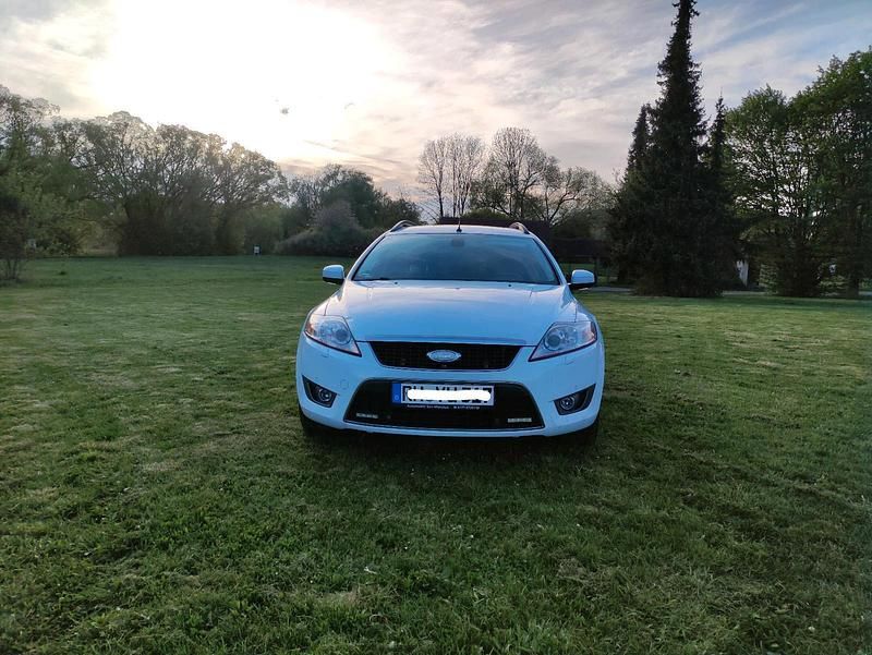 Gebraucht Ford Mondeo 127 PS (93 kW) 2009 Weiß Kombi