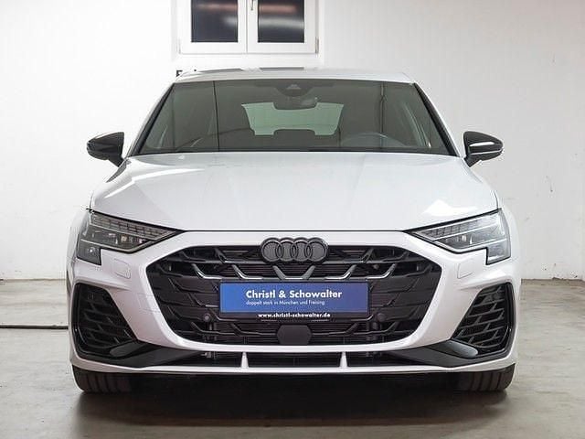 Gebraucht Audi S3 Ambiente 333 PS (244 kW) 2024 Gletscherweiss metallic Limousine