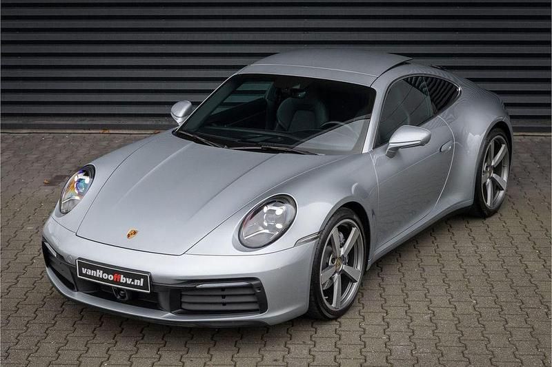 Gebraucht Porsche 911 Carrera 385 PS (283 kW) 2021 Silber Coupé