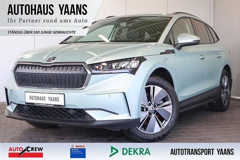 Silber Gebraucht 2022 Skoda Enyaq iV Suite SUV | 23.889 € (Superpreis) - Bild 1/4