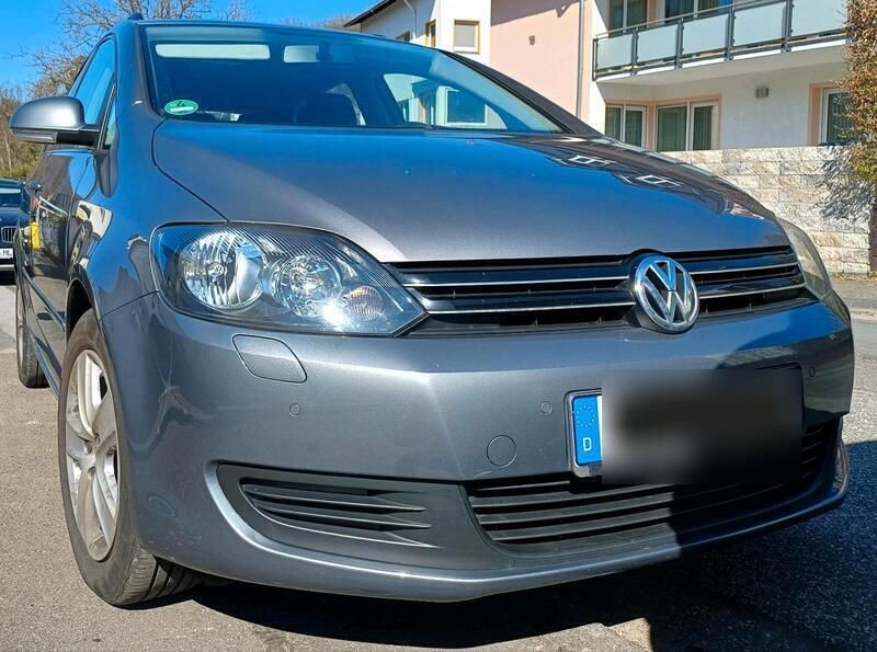 Grau Gebraucht 2010 VW Golf Plus Comfortline Van / Kleinbus | 7.000 € (Guter Preis) - Bild 1/4