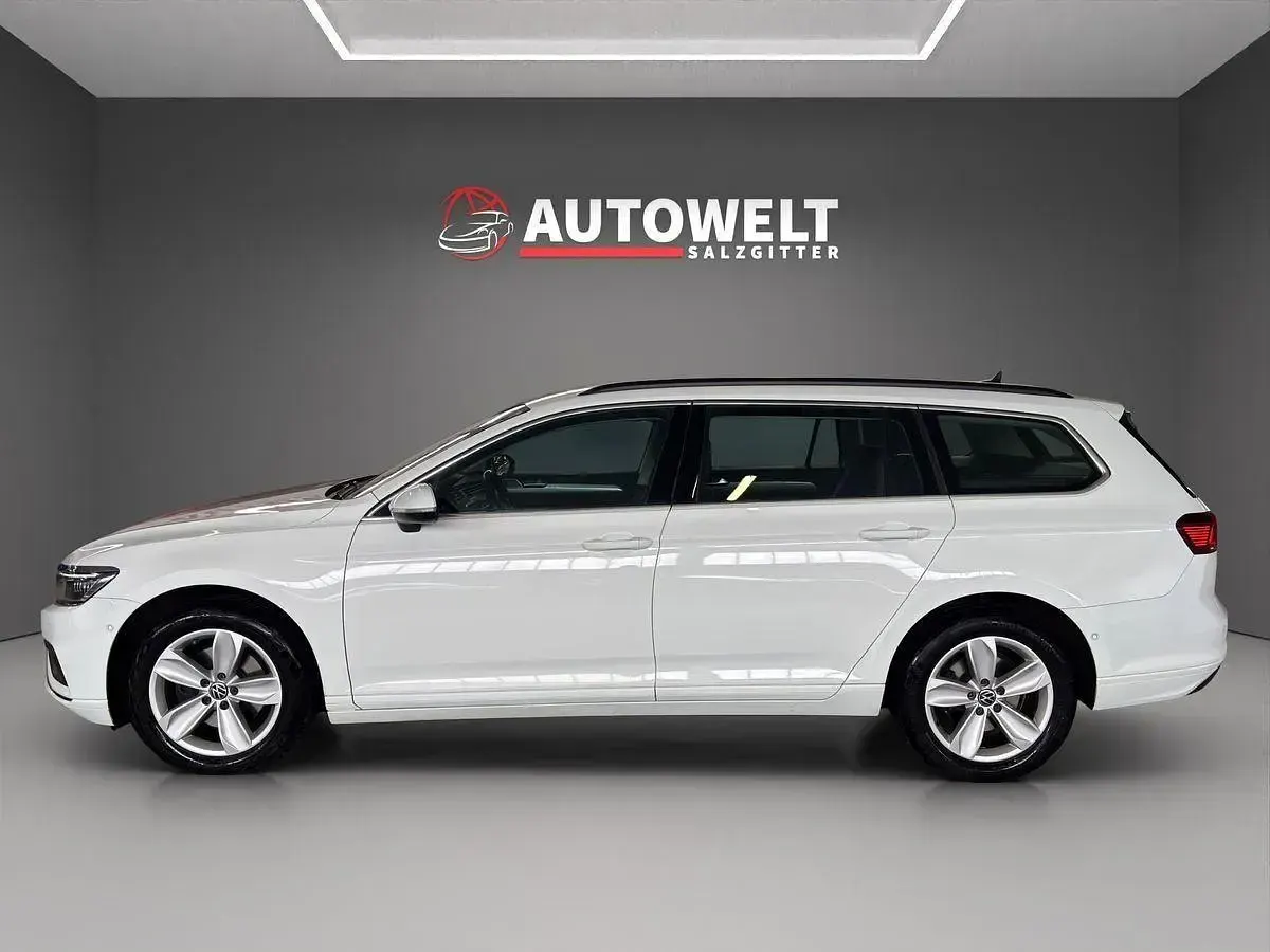 Gebraucht VW Passat Business 200 PS (147 kW) 2022 Weiß Kombi
