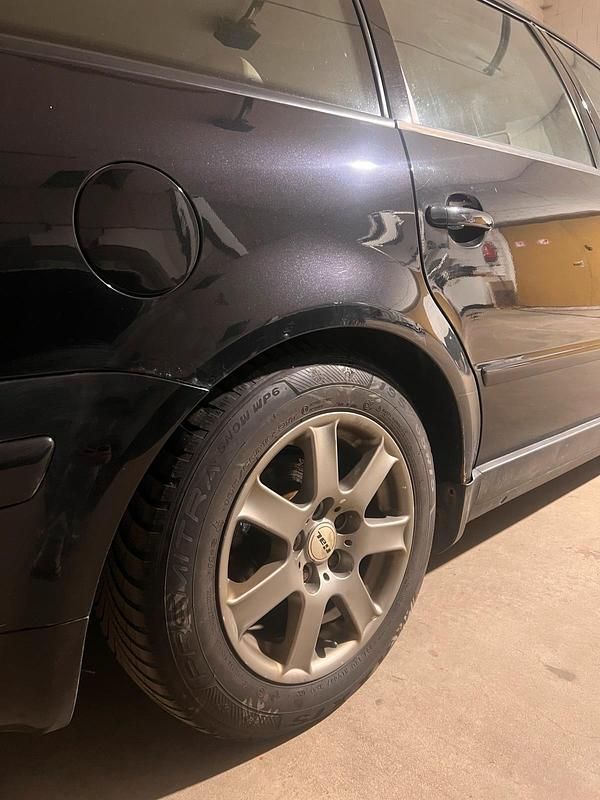 Gebraucht VW Passat 125 PS (91 kW) 1999 Schwarz Kombi