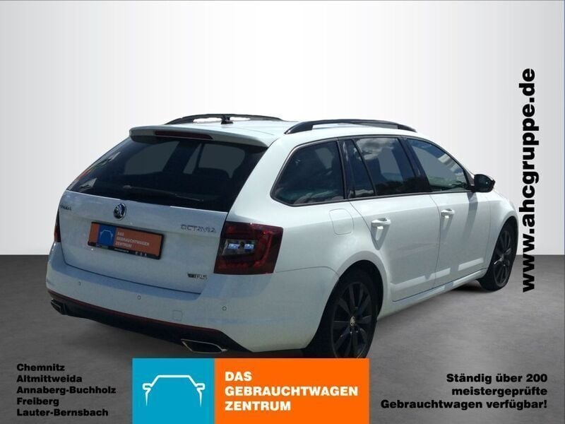 Gebraucht Skoda Octavia RS 184 PS (135 kW) 2018 Laserweiß uni Kombi