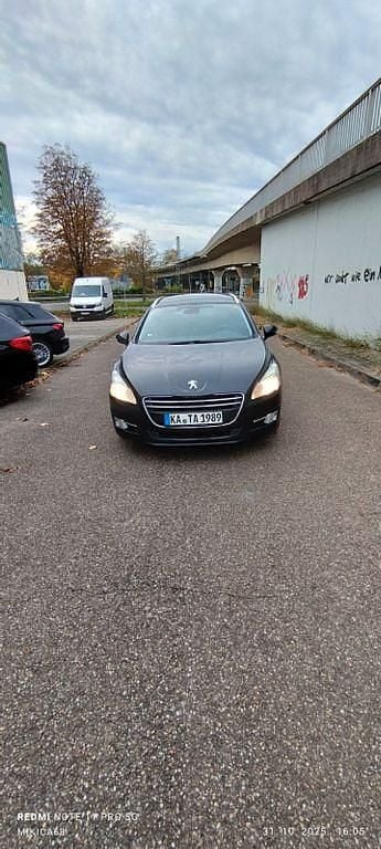Gebraucht Peugeot 508 SW Family 163 PS (119 kW) 2012 Schwarz Kombi