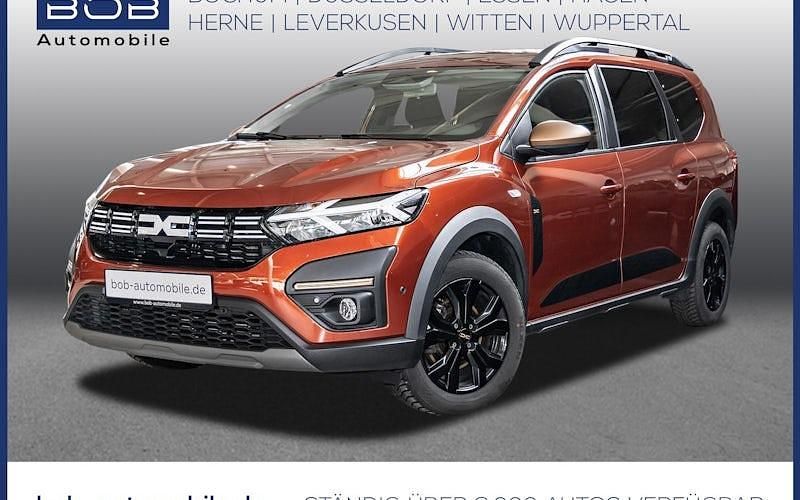 Braun Gebraucht 2025 Dacia Jogger Extreme Van / Kleinbus | 20.222 € (Fairer Preis) - Bild 1/4