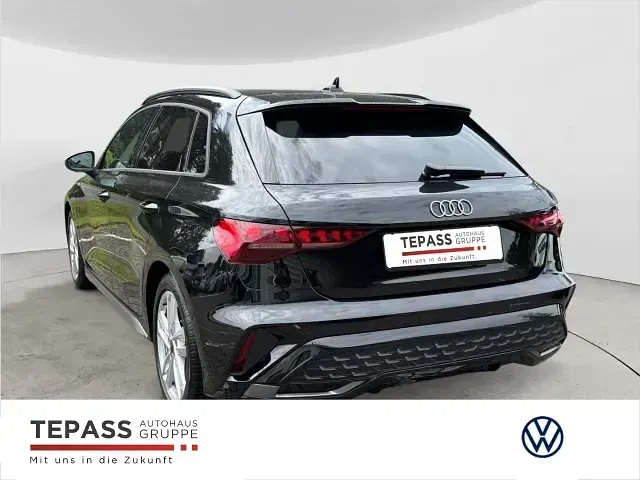 Gebraucht Audi A3 S-Line 150 PS (110 kW) 2025 Schwarz Limousine