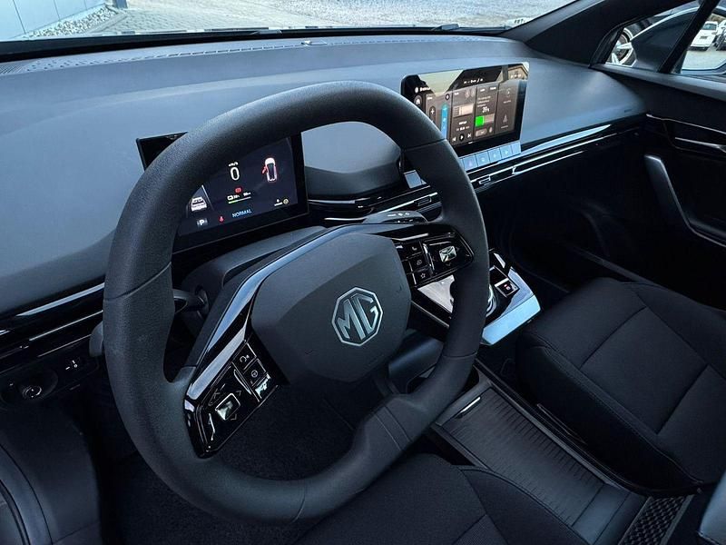 Gebraucht MG MG4 EV 125 kW (170 PS) 2023 Grau Kleinwagen