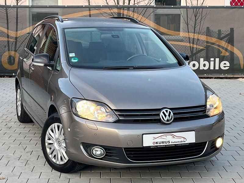 Braun Gebraucht 2012 VW Golf Plus Cross Style Van / Kleinbus | 8.999 € (Fairer Preis) - Bild 1/4
