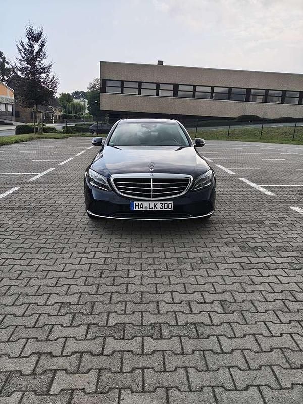 Gebraucht 2018 Mercedes C300 Exclusive Limousine | 25.900 € (Guter Preis) - Bild 1/4