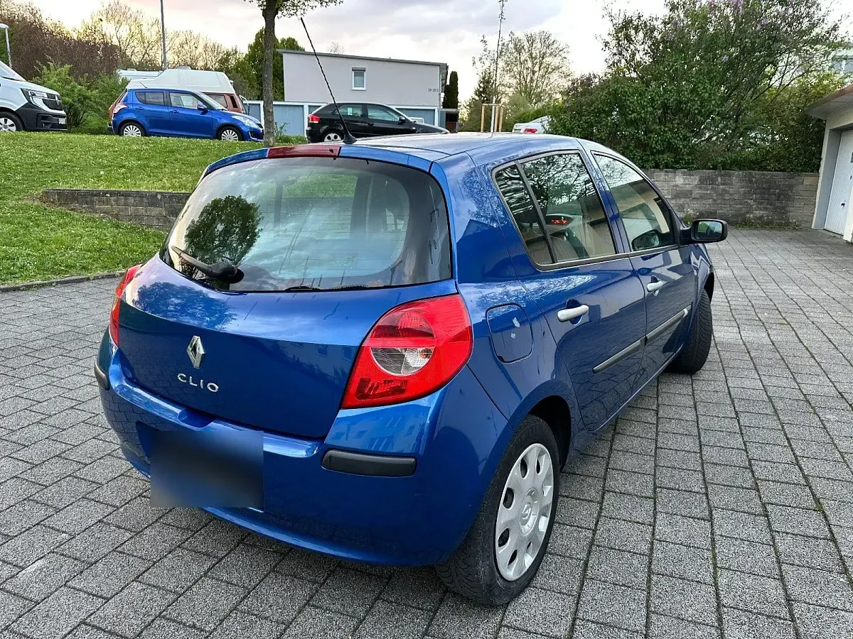 Gebraucht Renault Clio 75 PS (55 kW) 2009 Blau Kleinwagen