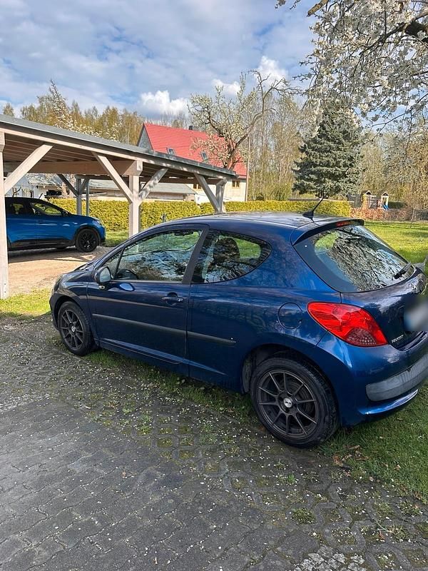 Gebraucht Peugeot 207 88 PS (64 kW) 2006 Blau Kleinwagen