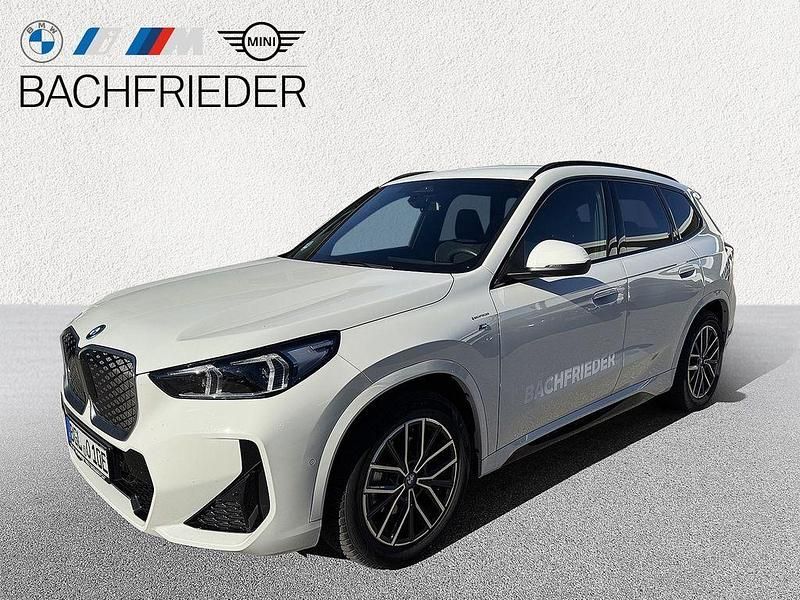 Weiß Gebraucht 2025 BMW iX1 M Sport SUV | 47.550 € (Fairer Preis) - Bild 1/4