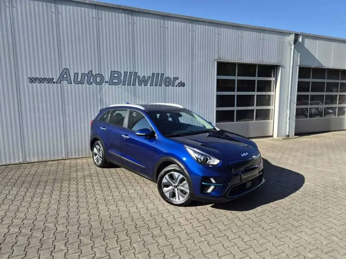Gebraucht Kia e-Niro Vision 150 kW (204 PS) 2022 Yachtblau metallic SUV
