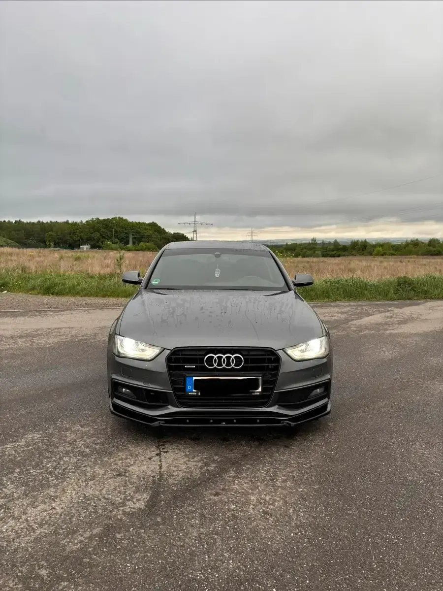 Używany Audi A4 S-Line 170 KM (125 kW) 2015 Szary Sedan/Limuzyna