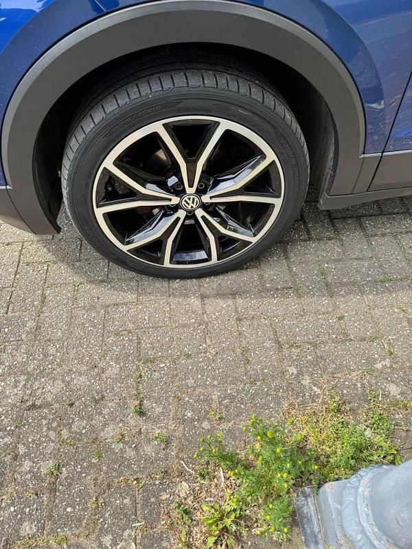 Gebraucht VW T-Cross Style 95 PS (69 kW) 2020 Blau SUV