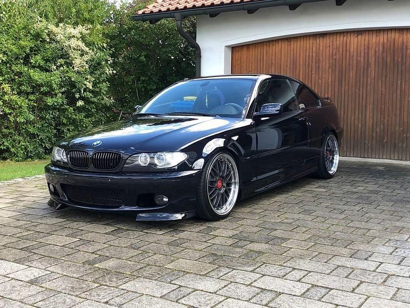 Second-hand BMW 320 Performance 170 CP (125 kW) 2004 Negru Coupe