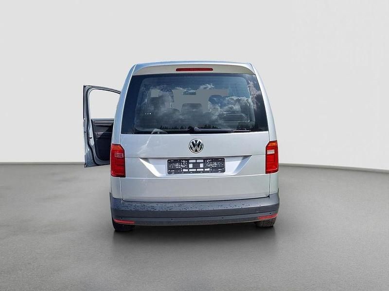 Gebraucht VW Caddy Trendline 150 PS (110 kW) 2019 Silber Van / Kleinbus