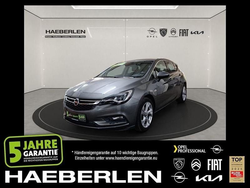 Quarz grau (metallic) Gebraucht 2019 Opel Astra Innovation Limousine | 13.890 € (Fairer Preis) - Bild 1/4