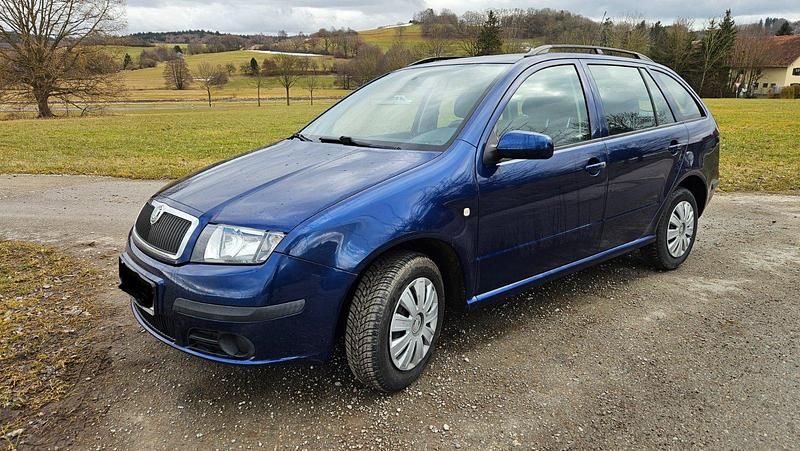 Blau Gebraucht 2006 Skoda Fabia Cool Edition Kombi | 2.950 € (Etwas zu teuer) - Bild 1/4