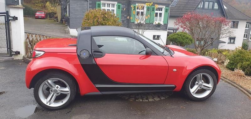 Gebraucht Smart Roadster 61 PS (44 kW) 2003 Rot Cabrio