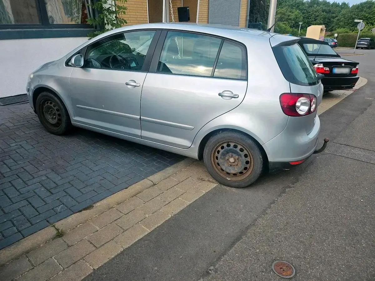 Gebraucht VW Golf V 116 PS (85 kW) 2007 Silber Kleinwagen