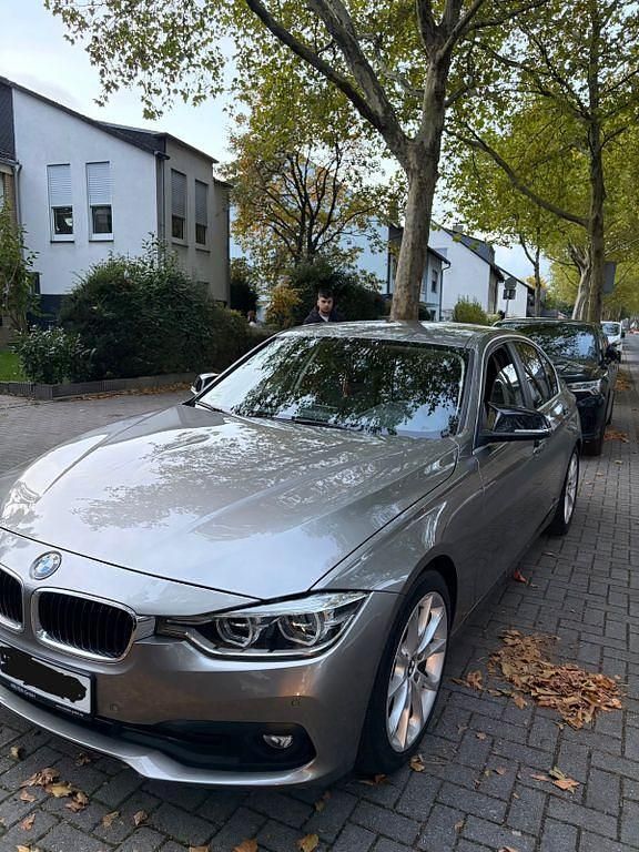 Gebraucht BMW 318 Performance 150 PS (110 kW) 2017 Beige Limousine