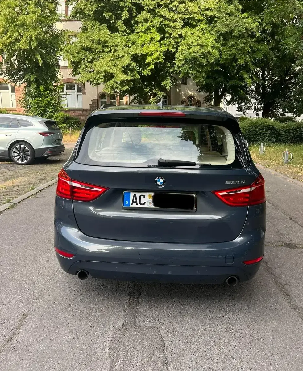 Gebraucht BMW 220 192 PS (141 kW) 2016 Grau Kombi