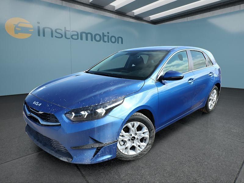 Blau Neu 2025 Kia Ceed Kleinwagen | 22.699 € (Guter Preis) - Bild 1/4