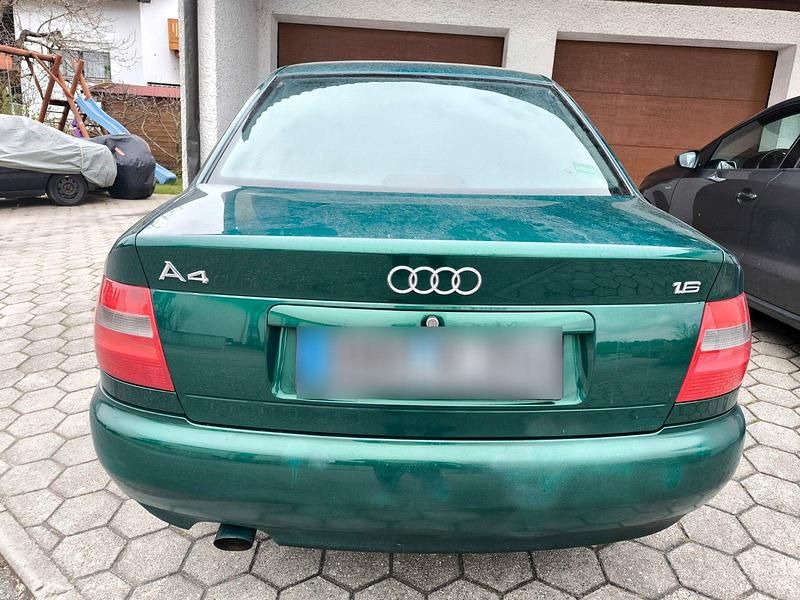 Gebraucht Audi A4 101 PS (74 kW) 1997 Grün Limousine