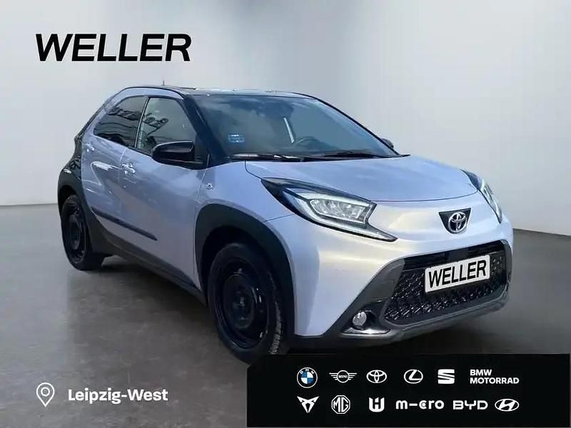 Gebraucht Toyota Aygo 72 PS (52 kW) 2025 Light purple silver / black (silber) Kleinwagen