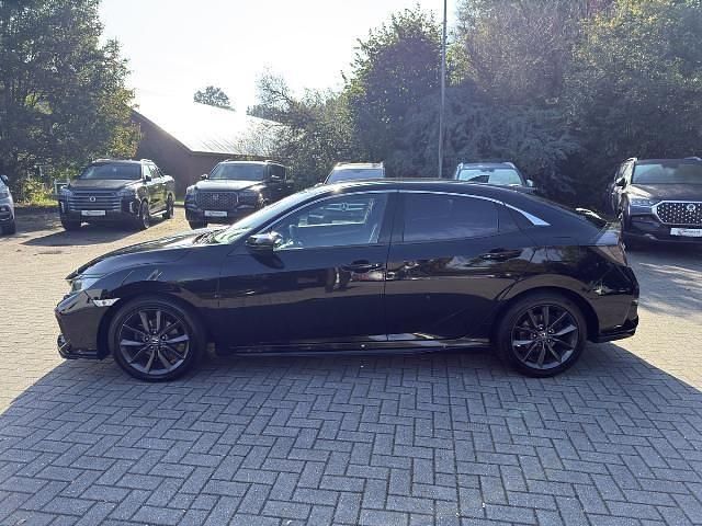 Gebraucht Honda Civic Elegance 126 PS (92 kW) 2021 Crystal black p. (metallic) Limousine