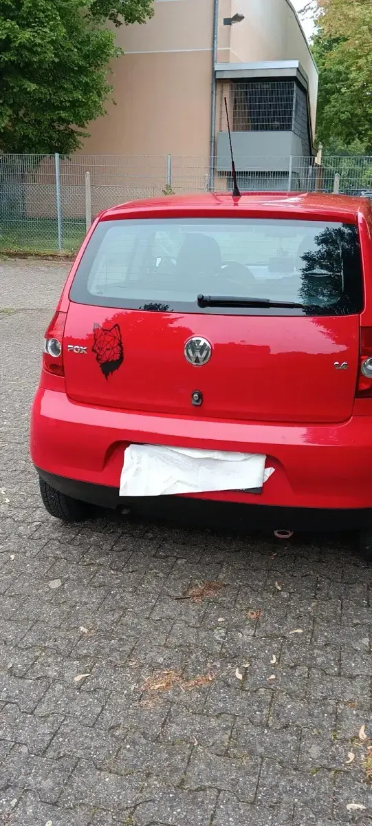 Gebraucht VW Fox Refresh 75 PS (55 kW) 2009 Rot Kleinwagen