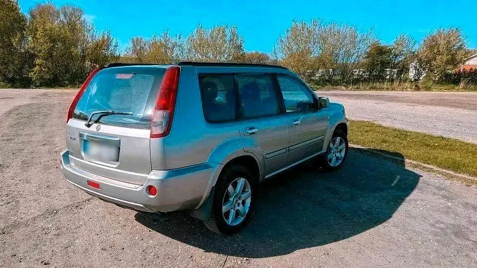 Gebraucht Nissan X-Trail 163 PS (119 kW) 2005 Grau SUV