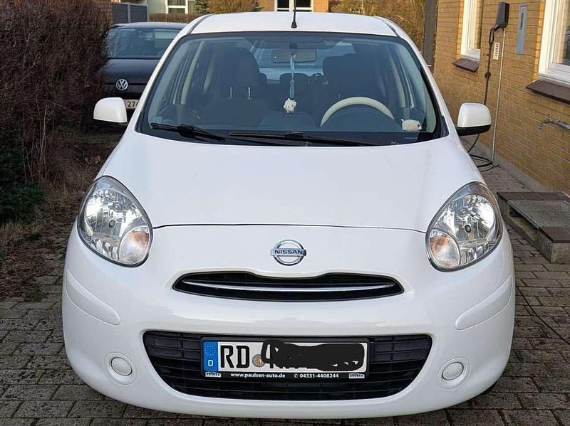 Weiß Gebraucht 2012 Nissan Micra Acenta Kleinwagen | 2.700 € (Guter Preis) - Bild 1/4