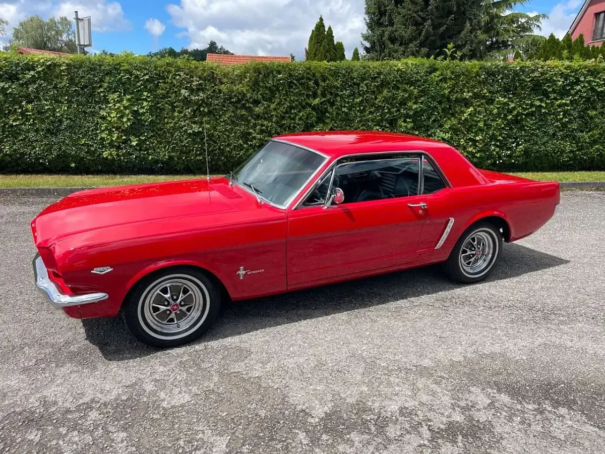Gebraucht Ford V8 200 PS (147 kW) 1965 Rot Coupé
