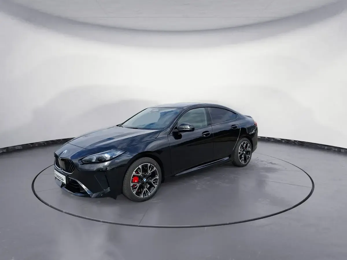 Gebraucht BMW 223 M Sport 204 PS (150 kW) 2025 Schwarz Coupé