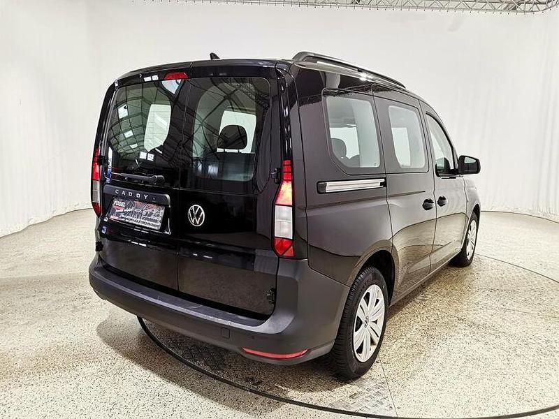 Gebraucht VW Caddy 102 PS (75 kW) 2021 Deep black perleffekt Van / Kleinbus