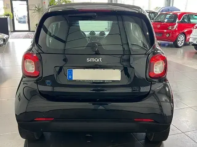 Gebraucht Smart ForTwo Electric Drive 60 kW (82 PS) 2021 Schwarz Coupé