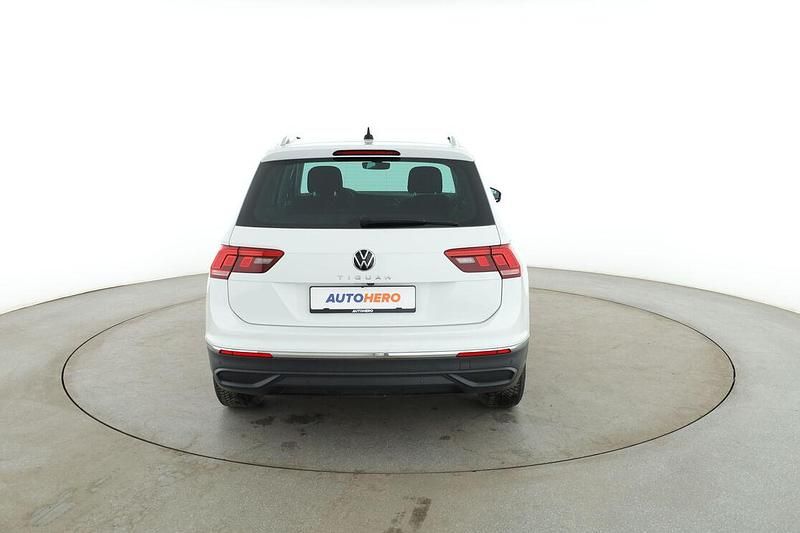 Gebraucht VW Tiguan Active 2021 Weiß SUV