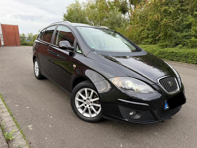 Schwarz Gebraucht 2011 Seat Altea XL Van / Kleinbus | 7.000 € (Teuer) - Bild 1/4